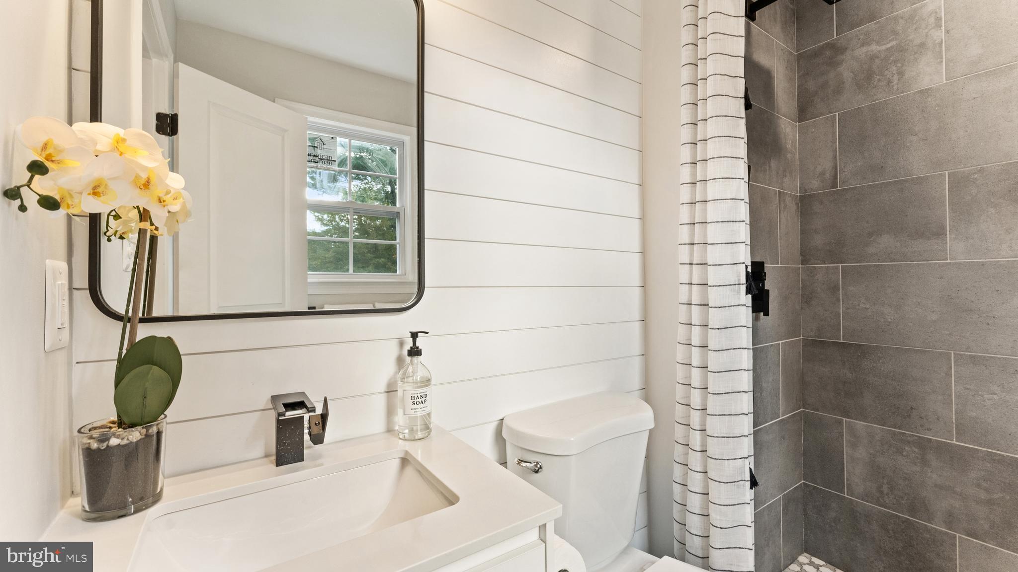 7045 Alicent Place McLean, VA 22101 - Photo 27 of 48