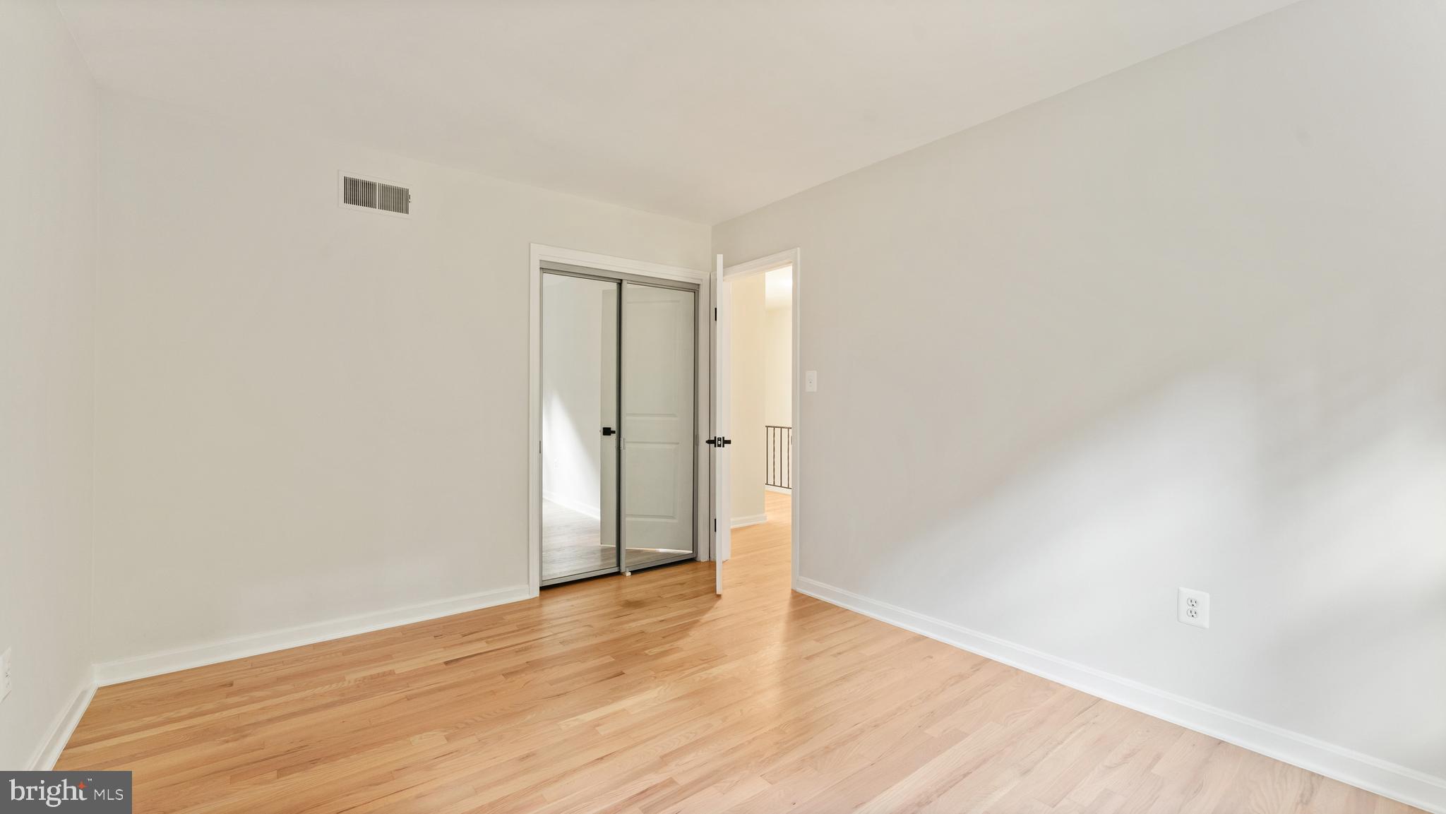 7045 Alicent Place McLean, VA 22101 - Photo 31 of 48