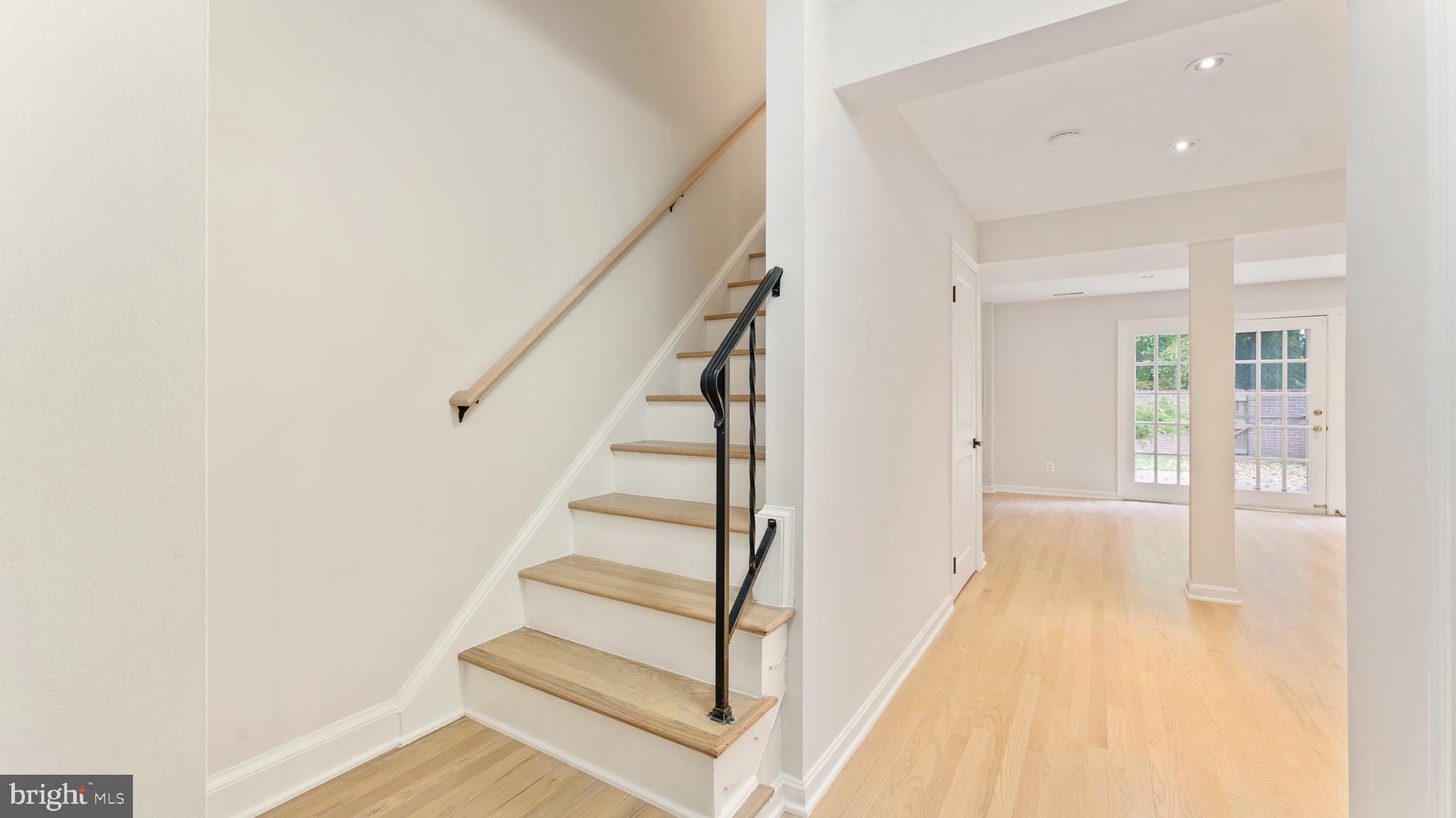 7045 Alicent Place McLean, VA 22101 - Photo 35 of 48