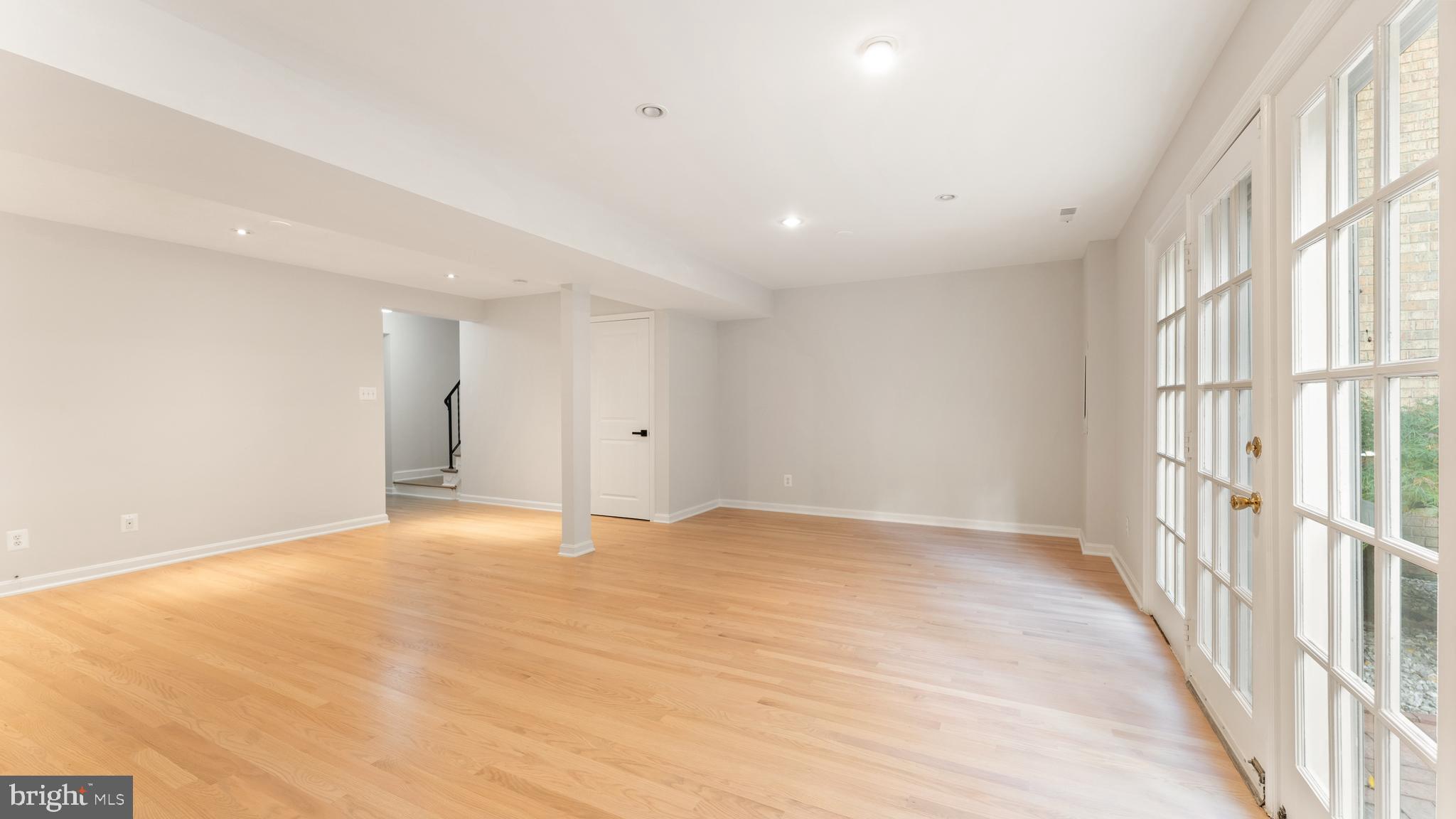 7045 Alicent Place McLean, VA 22101 - Photo 38 of 48