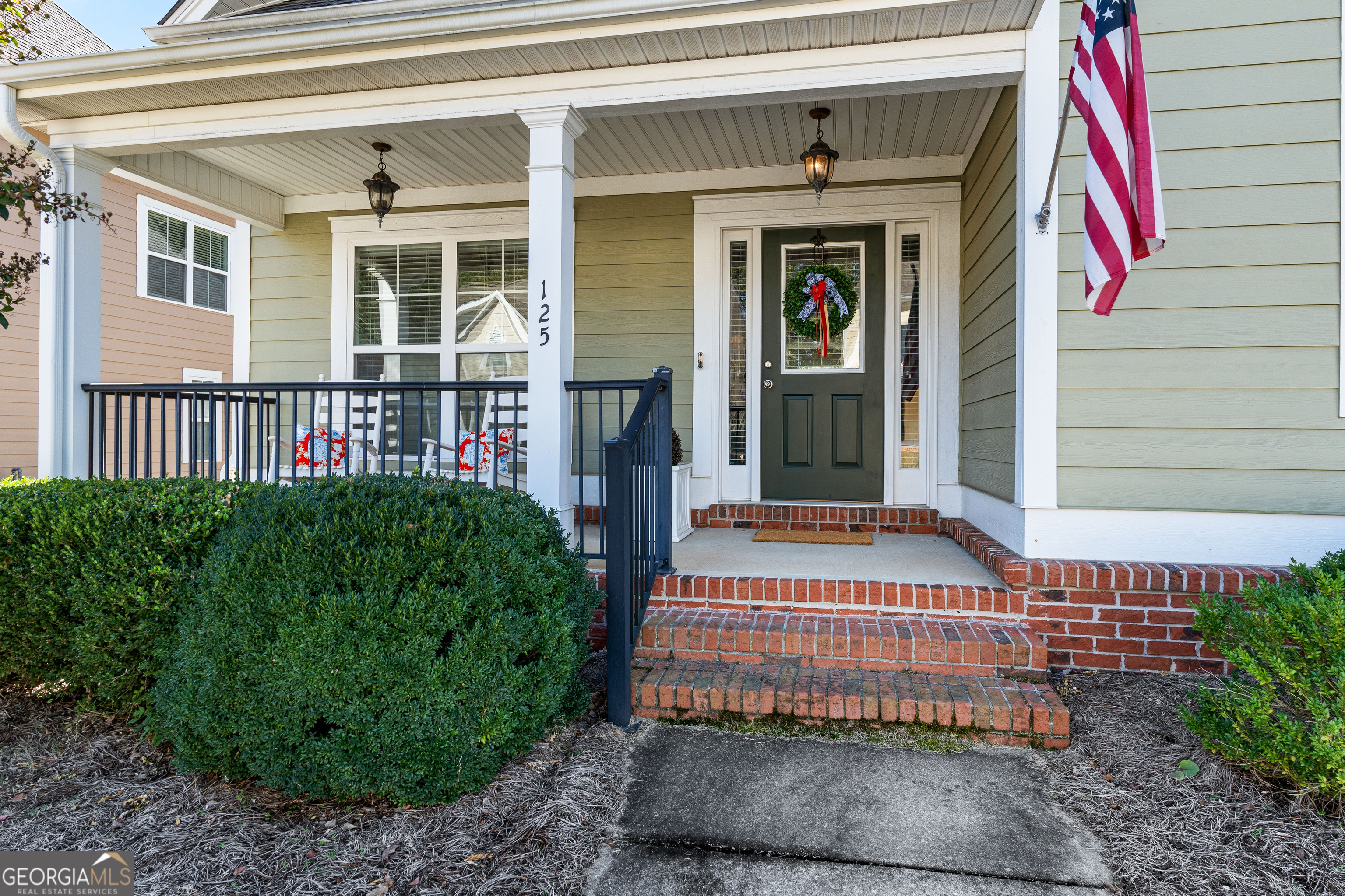 125 Rabbits Run Fayetteville, GA 30214 - Photo 3 of 37