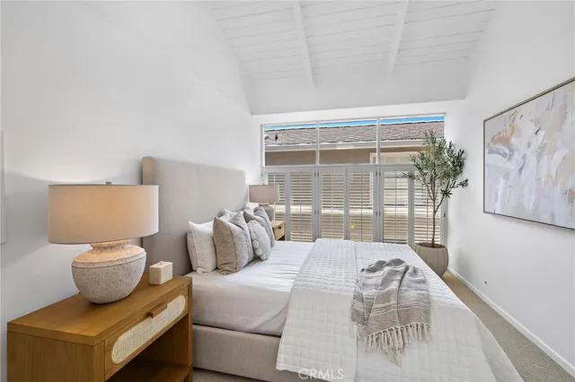 $8,149,500 | 117 East Bay Front, Newport Beach, CA 92662