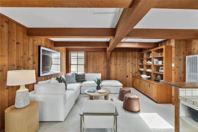 $8,149,500 | 117 East Bay Front, Newport Beach, CA 92662