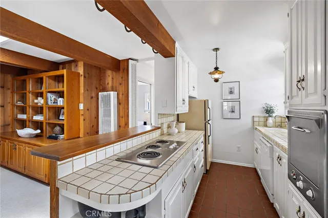 $8,149,500 | 117 East Bay Front, Newport Beach, CA 92662