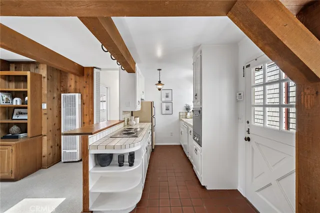 $8,149,500 | 117 East Bay Front, Newport Beach, CA 92662