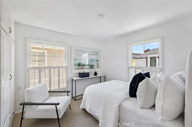 $8,149,500 | 117 East Bay Front, Newport Beach, CA 92662