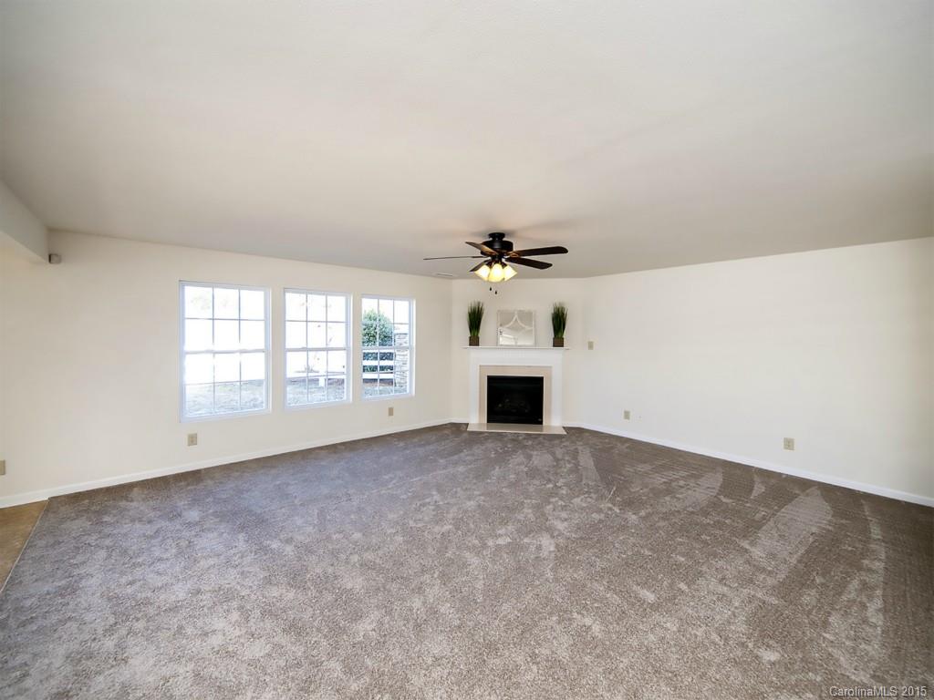 2114 Durand Road Fort Mill, SC 29715 - Photo 2 of 19 Gallery Image 2