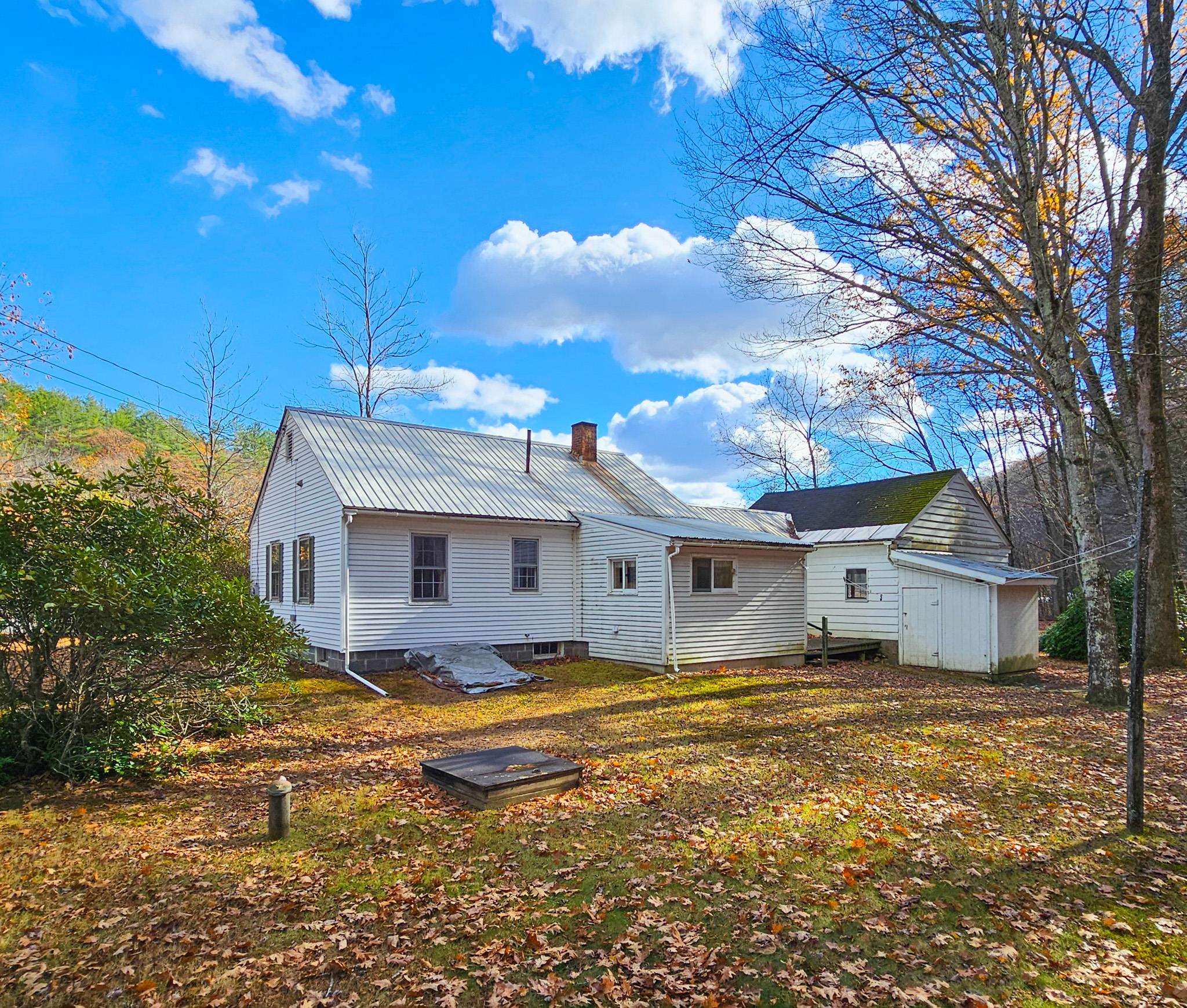 1555 West River Road Dummerston, VT 05301 - Photo 4 of 28