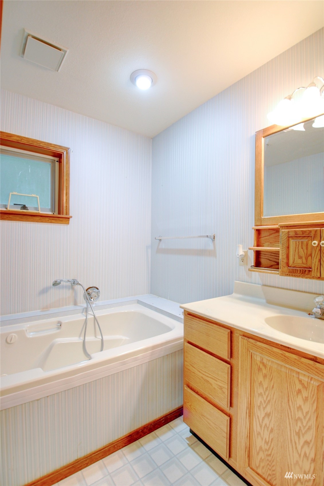 7582 Parker Road Sedro-Woolley, WA 98284 - Photo 25 of 35 Gallery Image 25