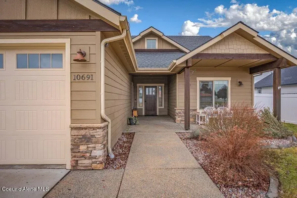 $645,000 | 10691 North Murcia Lane, Hayden, ID 83835