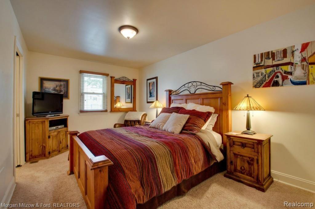 34 North Holcomb Road Clarkston, MI 48346 - Photo 7 of 14