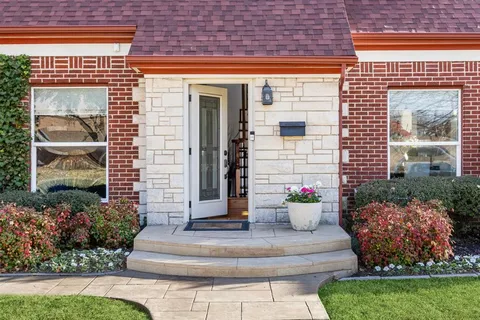 $1,248,000 | 5730 Winton Street, Dallas, TX 75206