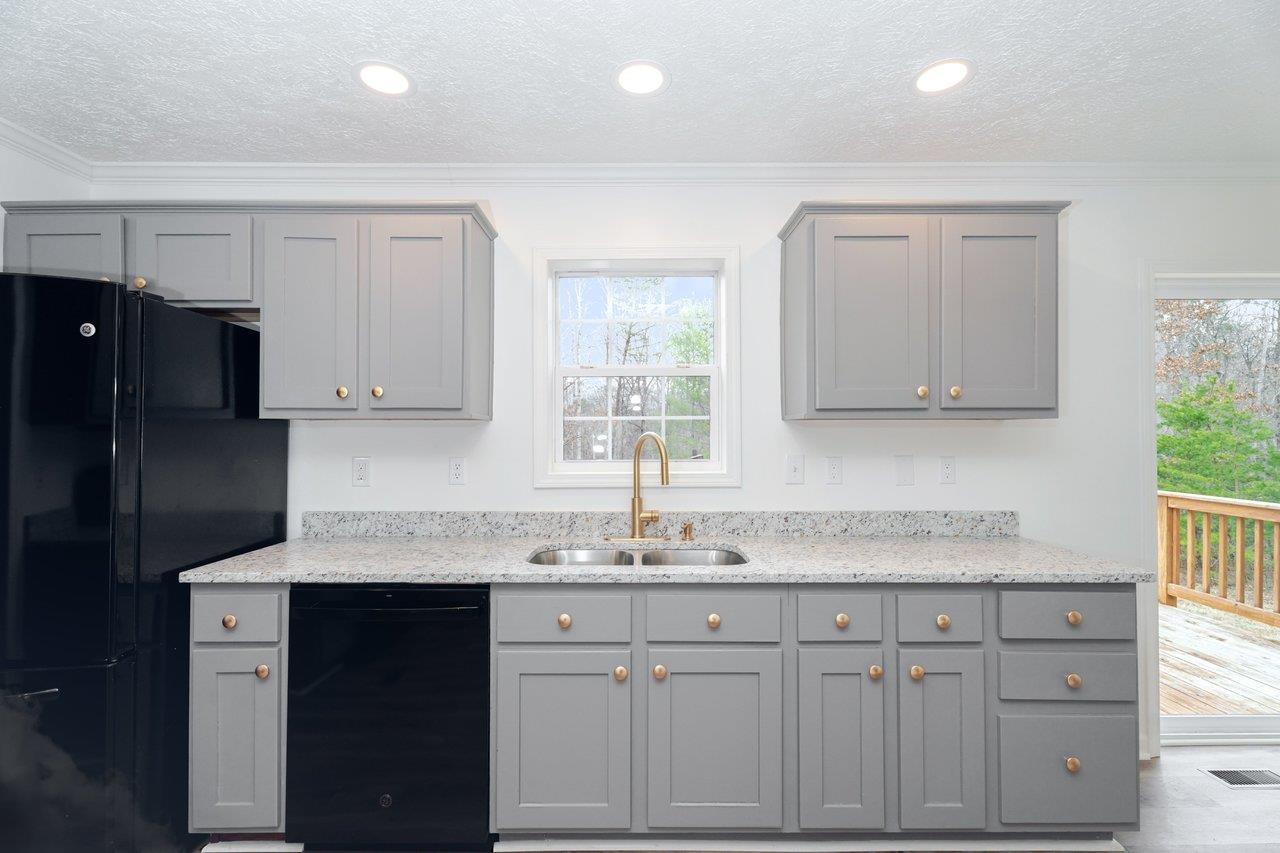 394 Springbranch Trail Stanardsville, VA 22973 - Photo 14 of 40