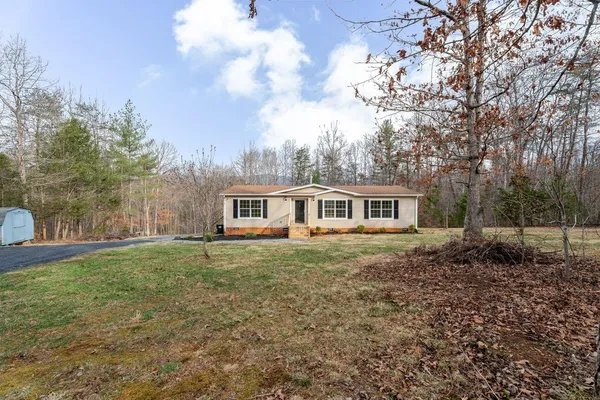 $299,900 | 394 Springbranch Trail, Stanardsville, VA 22973