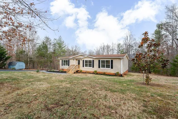 $299,900 | 394 Springbranch Trail, Stanardsville, VA 22973