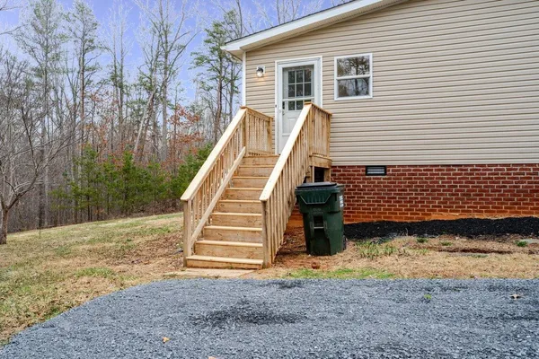 $299,900 | 394 Springbranch Trail, Stanardsville, VA 22973