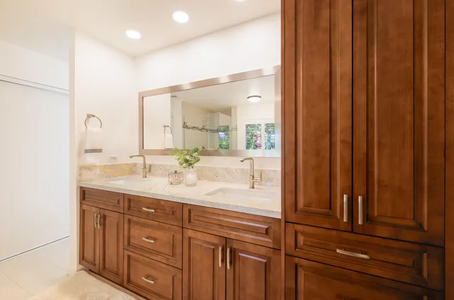 $707,000 | 100 Barcelona Lane, Palm Desert, CA 92211