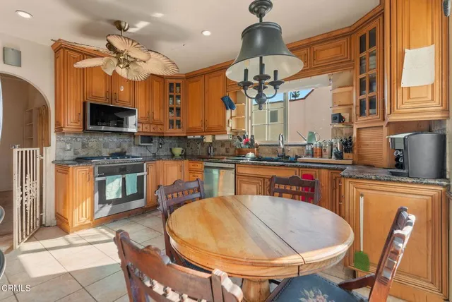 $1,050,000 | 1443 Dorothy Drive, Glendale, CA 91202