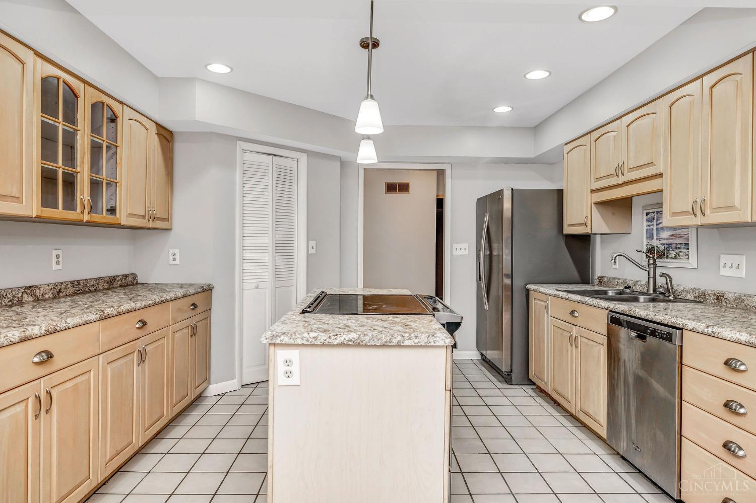 3096 Hamilton New London Road Hamilton, OH 45013 - Photo 11 of 34