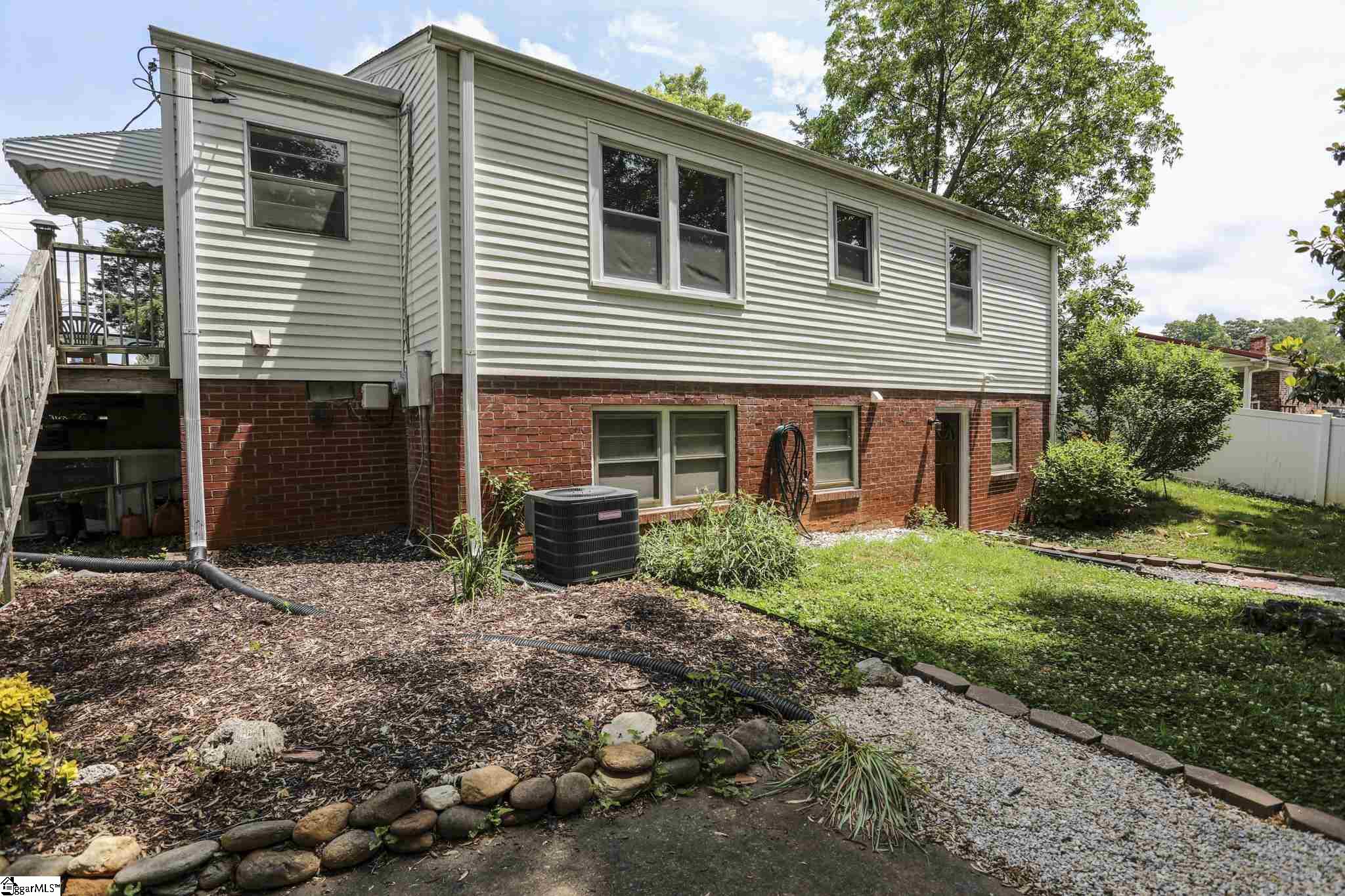 727 Farrs Bridge Road Greenville, SC 29611 - Photo 23 of 28 Gallery Image 23