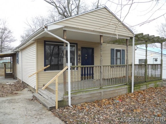 945 North Indiana Avenue Springfield, IL 62702 - Photo 8 of 11