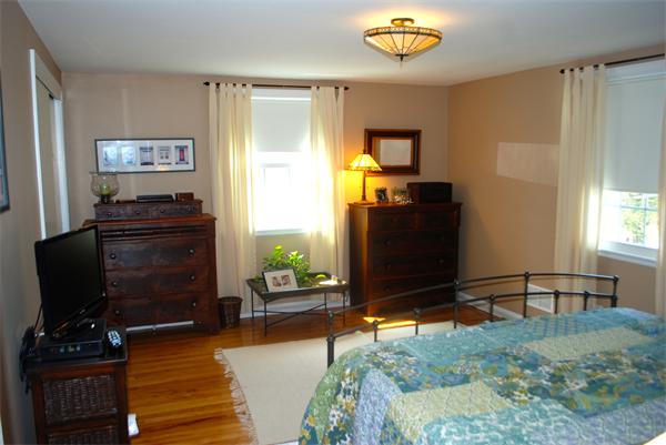29 Strawberry Hill Road Natick, MA 01760 - Photo 12 of 19 Gallery Image 12