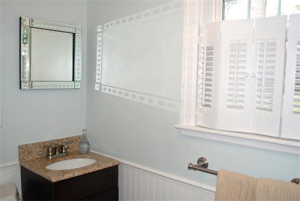 29 Strawberry Hill Road Natick, MA 01760 - Photo 16 of 19 Gallery Image 16