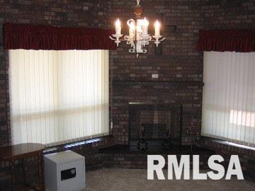 8108 Section Line Road Mulkeytown, IL 62865 - Photo 4 of 10