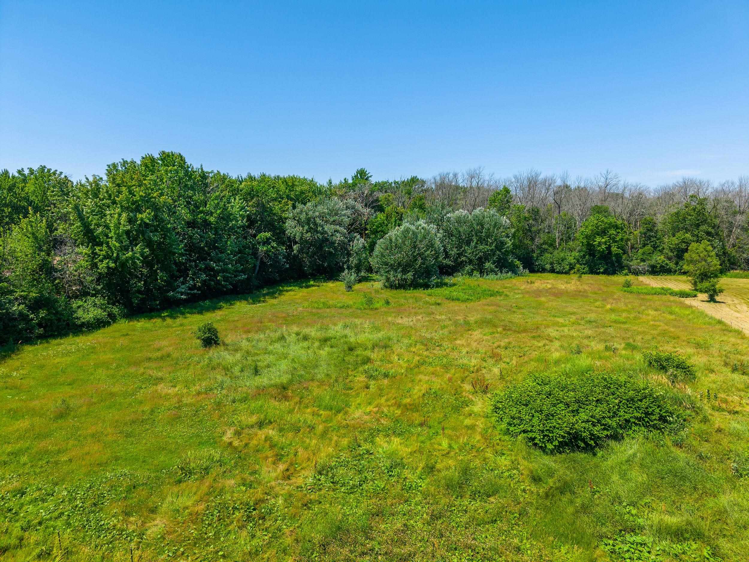 N8801 South Coop Road Menasha, WI 54952 - Photo 15 of 21