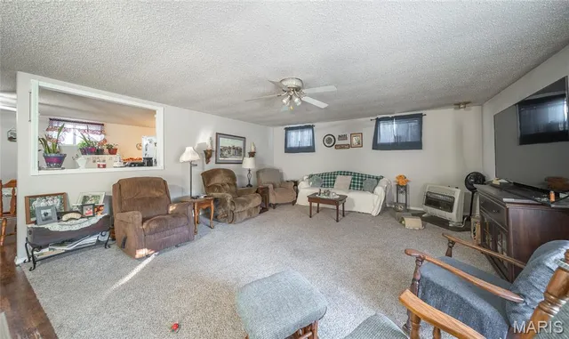 $850,000 | 6601 County Line Road, Graff, MO 65660