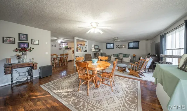 $850,000 | 6601 County Line Road, Graff, MO 65660