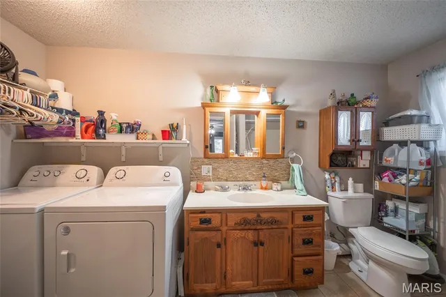 $850,000 | 6601 County Line Road, Graff, MO 65660