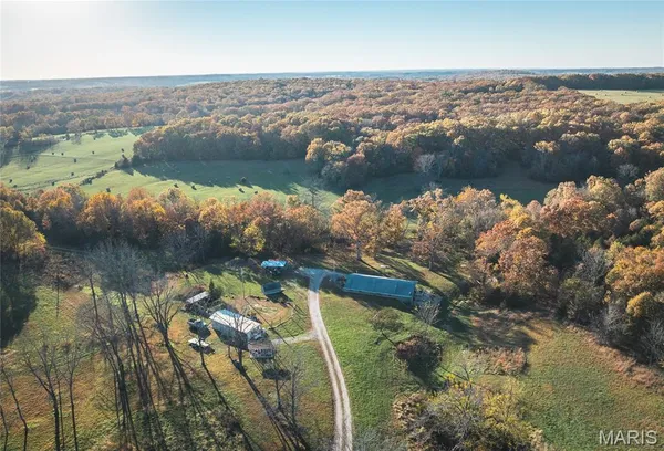 $825,000 | 6601 County Line Road, Graff, MO 65660