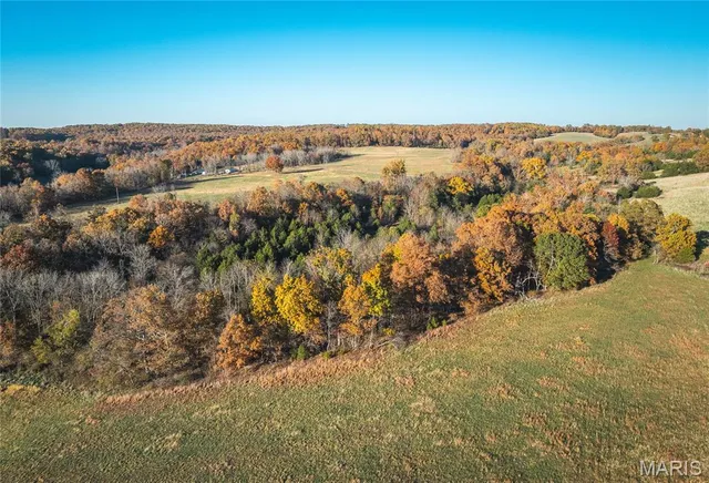 $850,000 | 6601 County Line Road, Graff, MO 65660