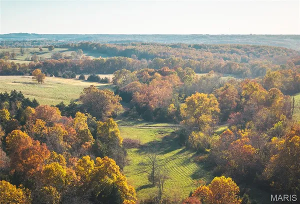 $825,000 | 6601 County Line Road, Graff, MO 65660