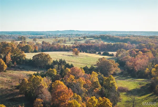 $825,000 | 6601 County Line Road, Graff, MO 65660
