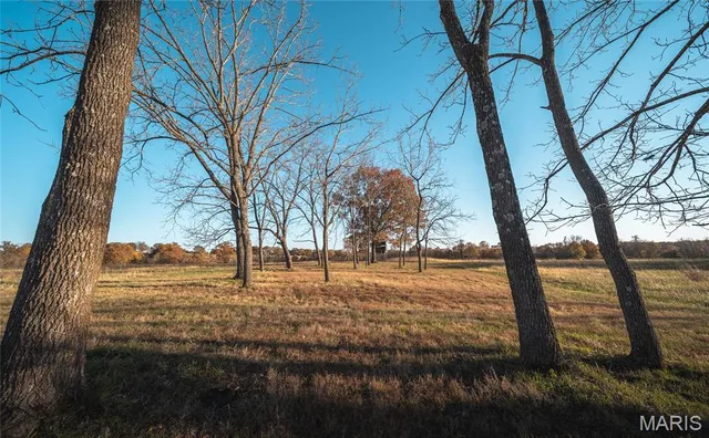$850,000 | 6601 County Line Road, Graff, MO 65660