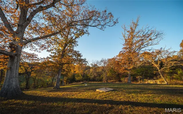 $850,000 | 6601 County Line Road, Graff, MO 65660