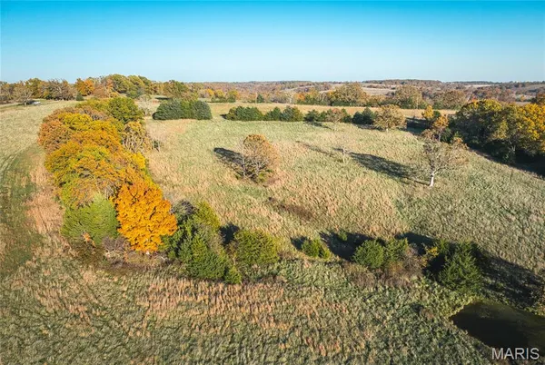$825,000 | 6601 County Line Road, Graff, MO 65660