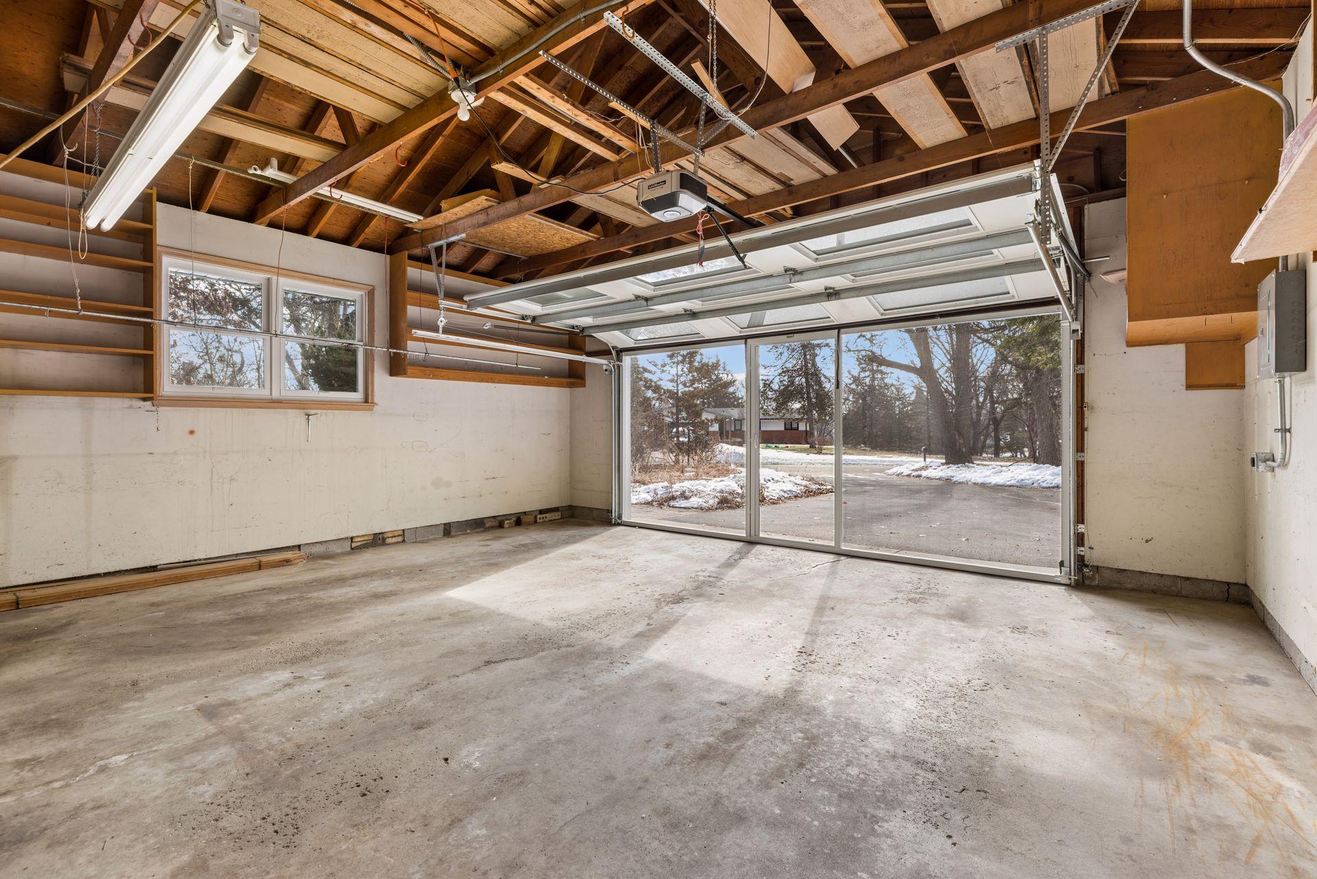 15776 Cedar Ridge Road Eden Prairie, MN 55347 - Photo 31 of 41 Gallery Image 31