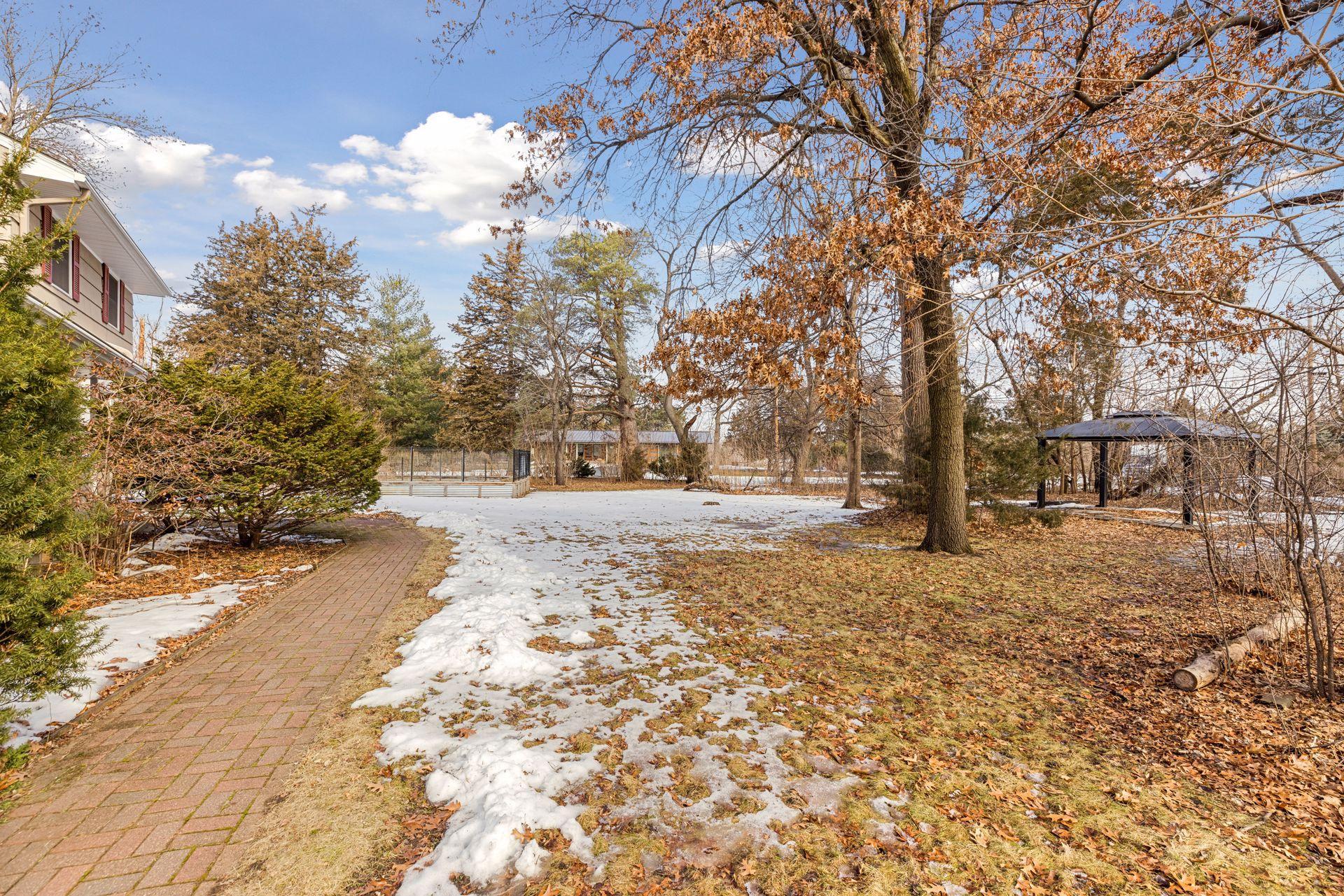 15776 Cedar Ridge Road Eden Prairie, MN 55347 - Photo 33 of 41 Gallery Image 33