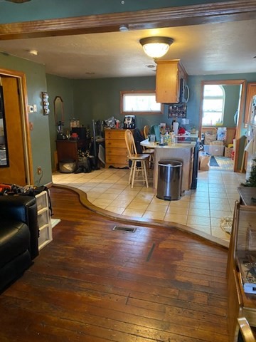 48 MacArthur Drive Millbury, MA 01527 - Photo 10 of 11