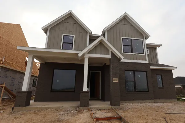 $475,000 | 12207 Canal Vw Boulevard, Mont Belvieu, TX 77523