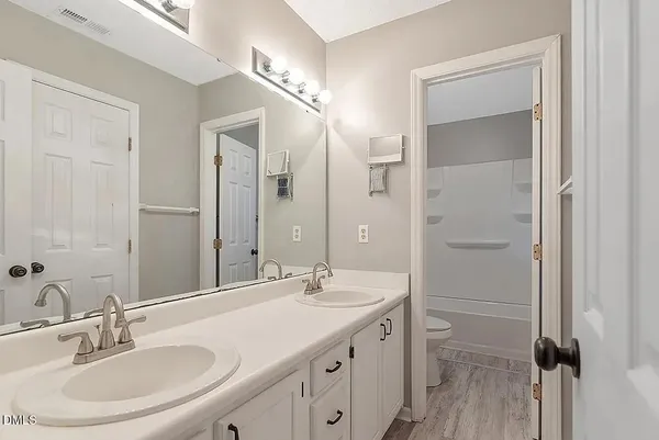 $1,995 | 805 Brewers Glynn Court, Wake Forest, NC 27587