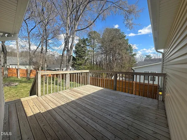 $1,995 | 805 Brewers Glynn Court, Wake Forest, NC 27587