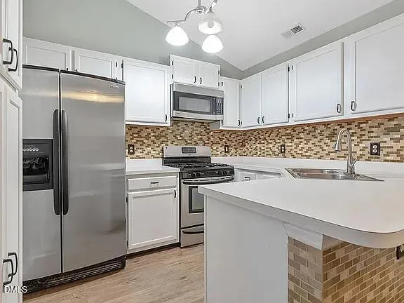 $1,995 | 805 Brewers Glynn Court, Wake Forest, NC 27587