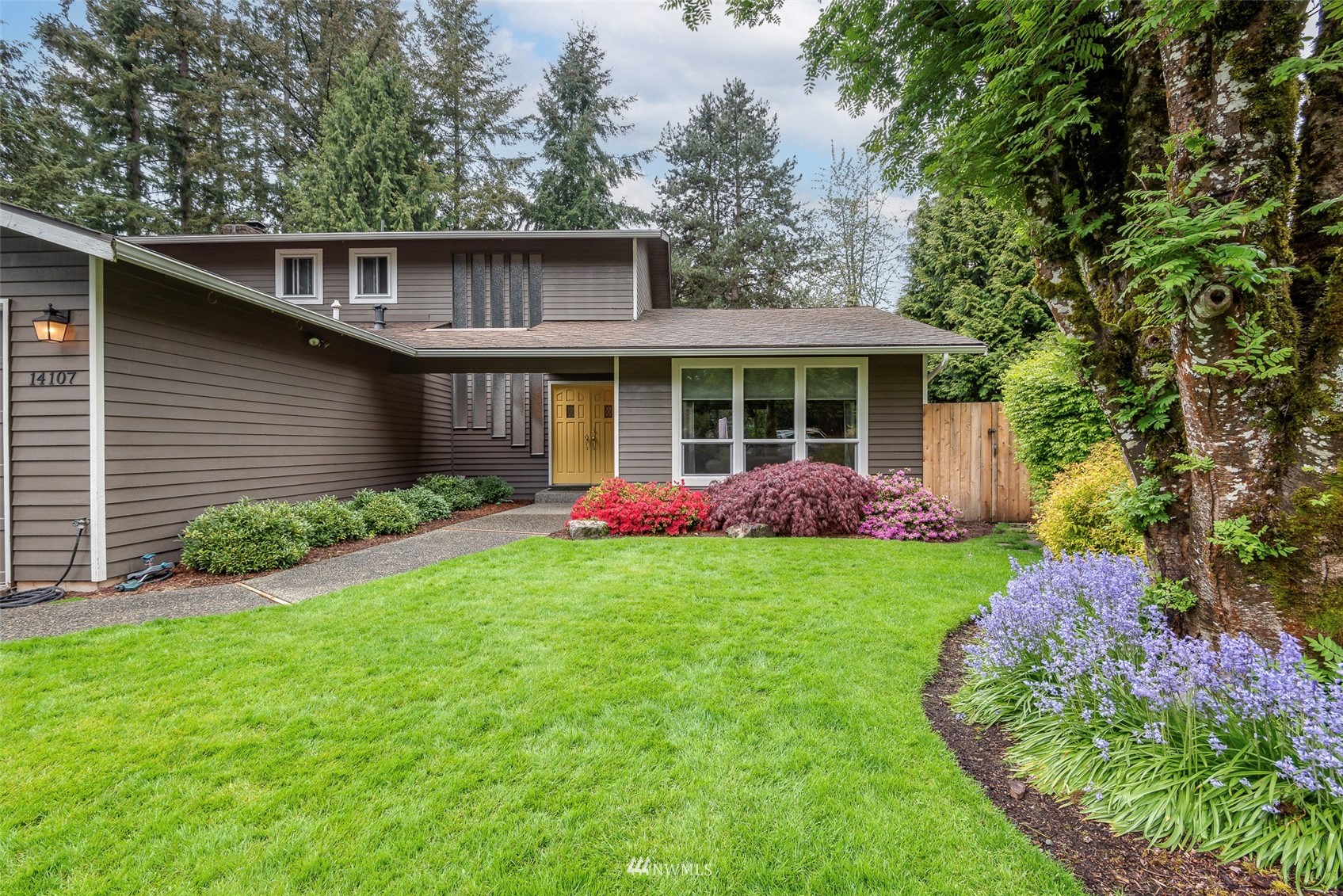14107 150th Place Southeast Renton, WA 98059 - Photo 2 of 37 Gallery Image 2