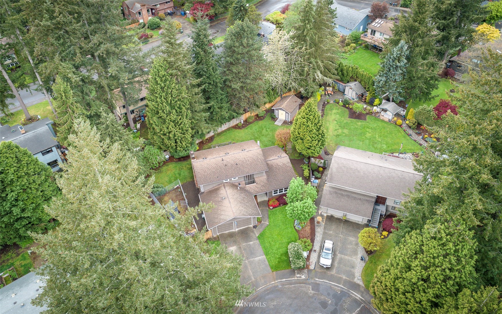 14107 150th Place Southeast Renton, WA 98059 - Photo 6 of 37 Gallery Image 6