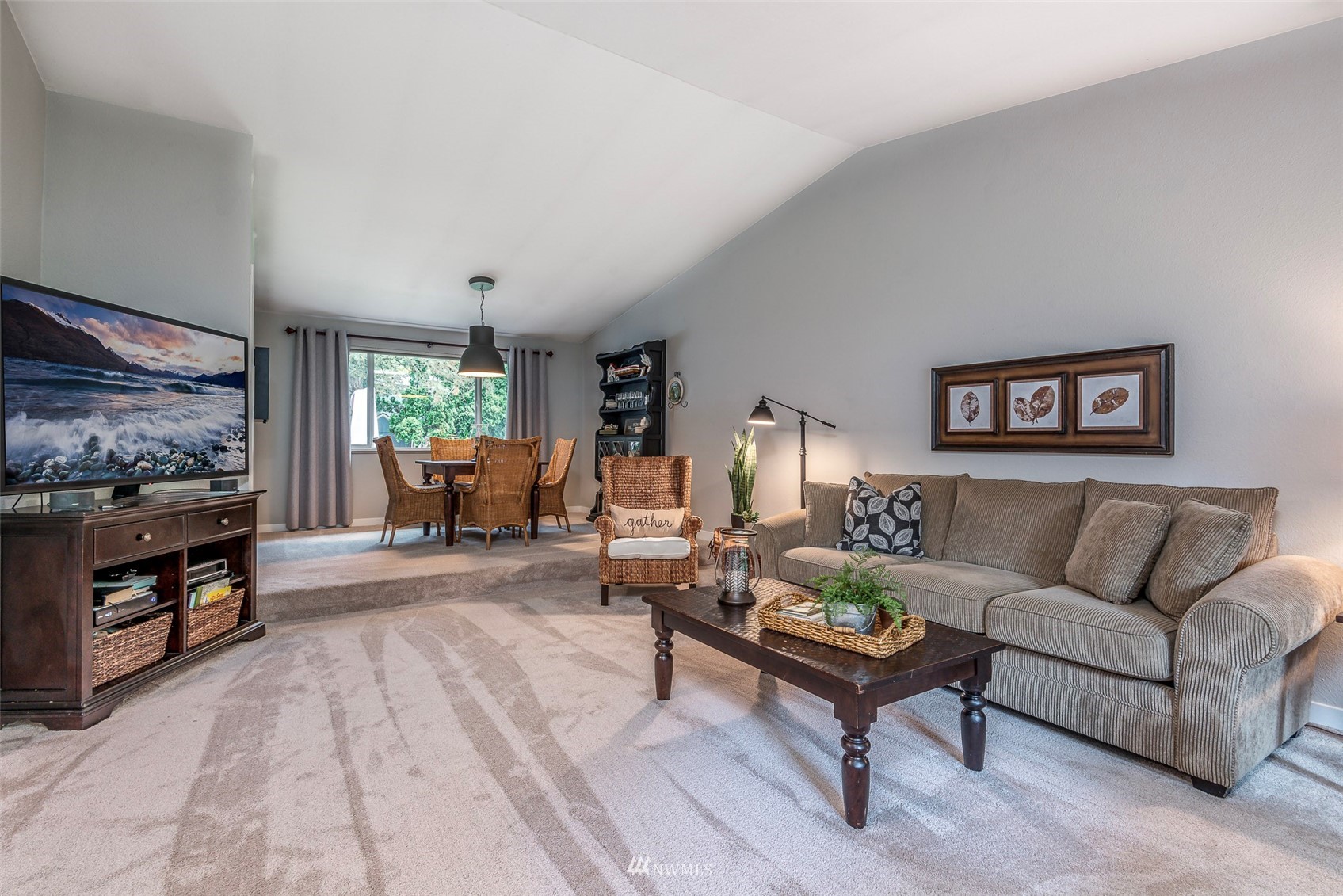 14107 150th Place Southeast Renton, WA 98059 - Photo 8 of 37 Gallery Image 8