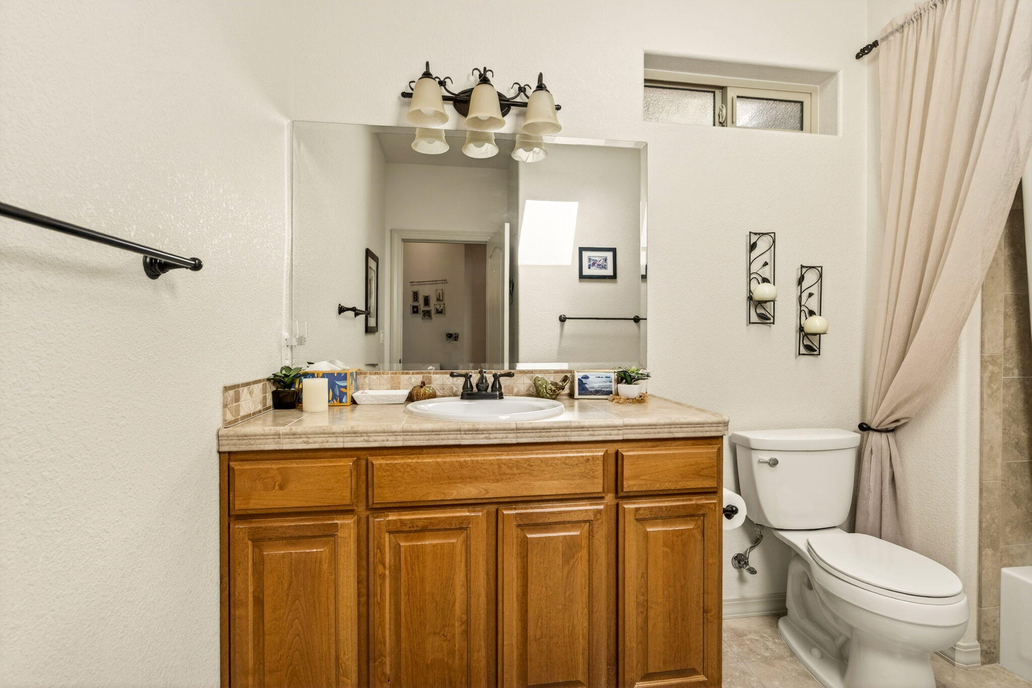 1284 Poppy Ridge Drive Eagle Point, OR 97524 - Photo 34 of 46 APX_1186